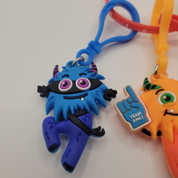 American Heart Association Kids Heart Challenge Keychain Lot 5 Characters Clips - Picture 4 of 6